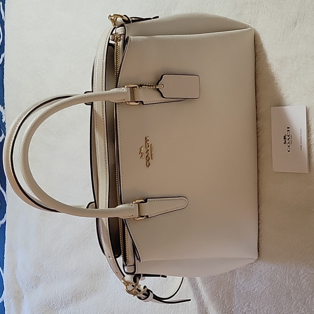 🌸HOST PICK🌸COACH MINI - LILLIE CARYALL BAG - Picture 11 of 16
